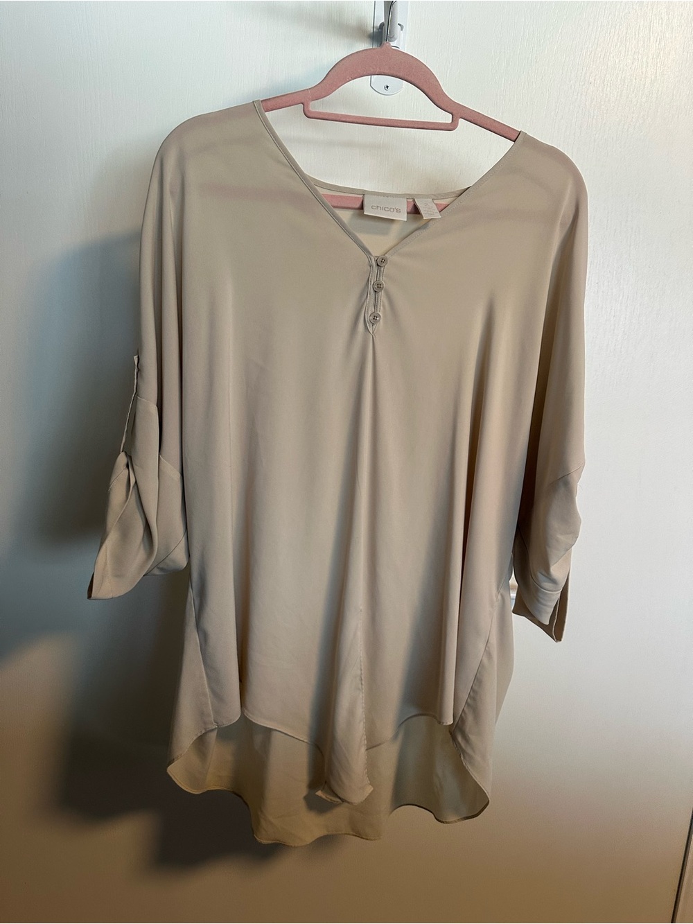 Chicos Beige V-Neck Button Tunic Top Size 2